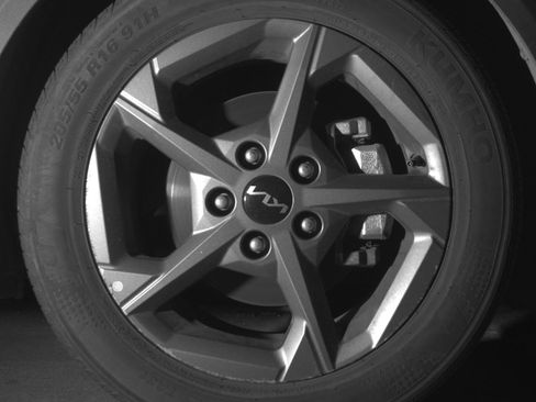 Used 2025 Kia K4 LXS image 13