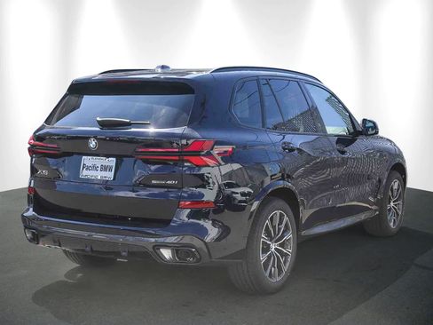 Used 2026 BMW X5 sDrive40i w/ M Sport Package image 6