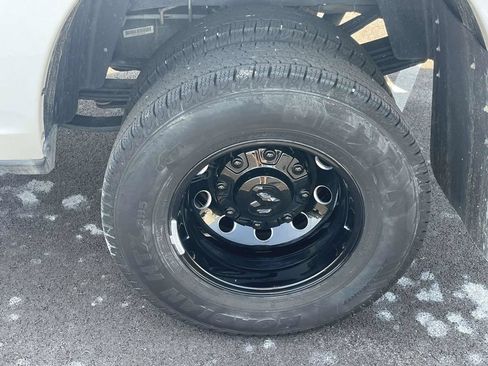 Used 2025 RAM 3500 Laramie w/ Night Edition AWD/4WD image 9