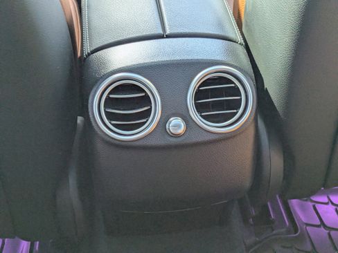 Certified 2022 Mercedes-Benz GLC 300 4MATIC image 16