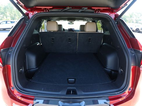 Used 2024 Chevrolet Blazer Premier FWD image 7
