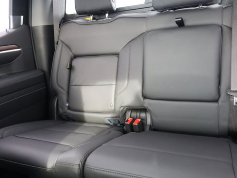 New 2026 GMC Sierra 1500 Denali w/ Technology Package image 13