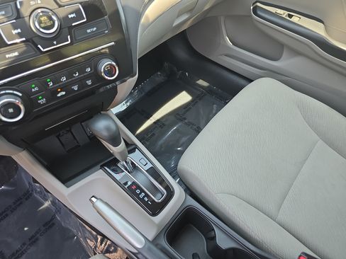 Used 2013 Honda Civic LX image 24
