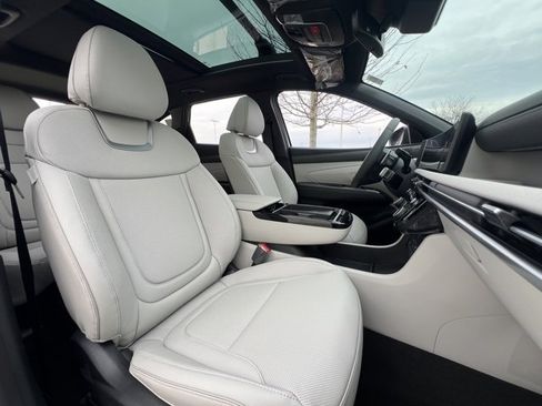 New 2026 Hyundai Tucson Limited image 37