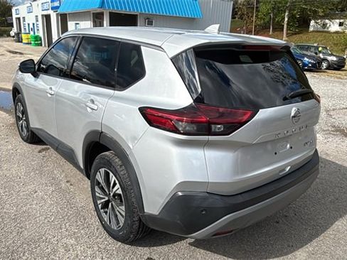 Used 2021 Nissan Rogue SV image 6