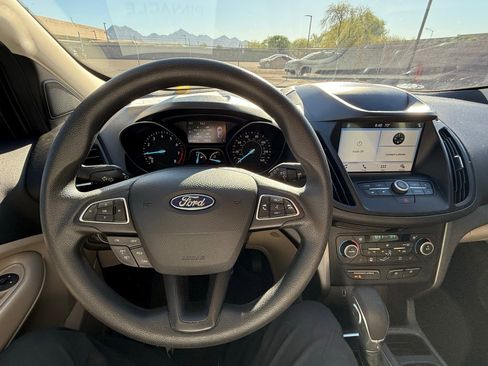 Used 2019 Ford Escape SE image 21