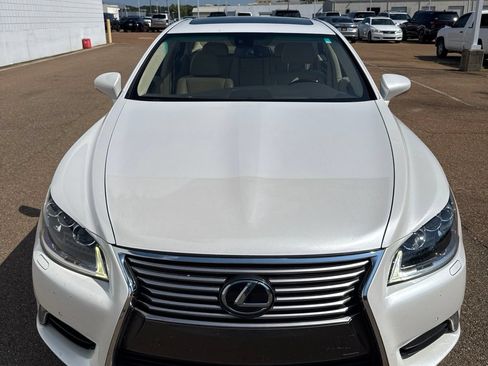 Used 2016 Lexus LS 460 L RWD image 17