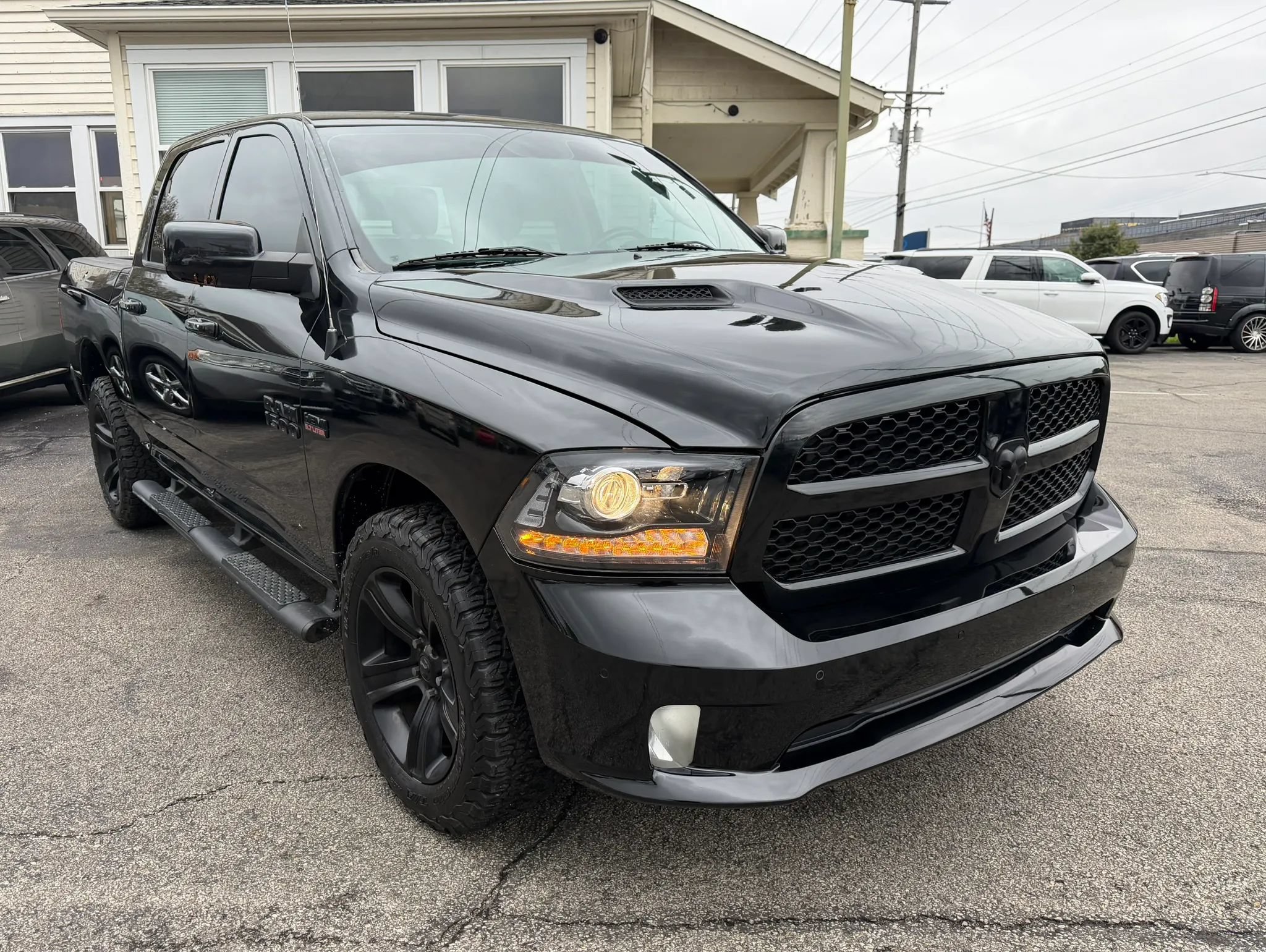 Used 2017 RAM 1500 Sport w/ Convenience Group AWD/4WD image 5