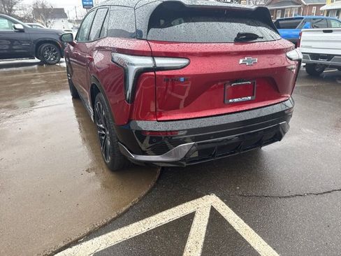 Used 2025 Chevrolet Blazer EV SS w/ Performance Package image 8