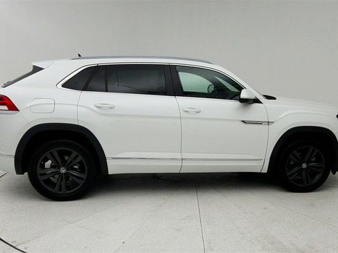 Used 2022 Volkswagen Atlas Cross Sport SEL R-Line image 7