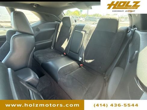Used 2016 Dodge Challenger R/T Scat Pack w/ Leather Interior Group RWD image 26