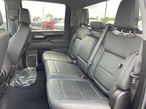 Used 2024 Chevrolet Silverado 2500 LTZ AWD/4WD image 21