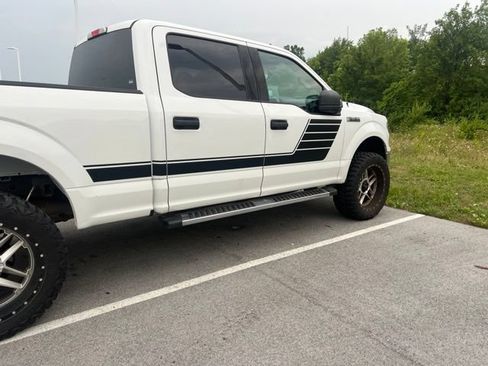 Used 2019 Ford F150 XLT w/ Trailer Tow Package AWD/4WD image 9