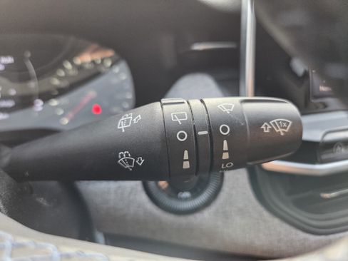 Used 2022 Jeep Compass Latitude FWD image 29