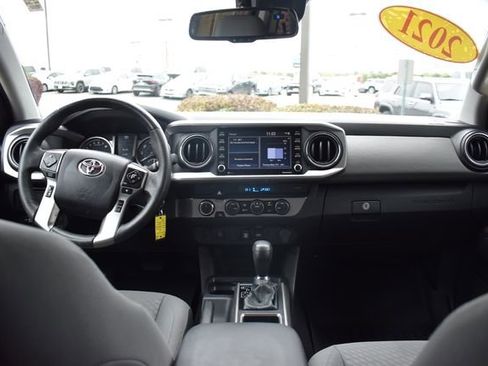 Used 2021 Toyota Tacoma SR5 image 3