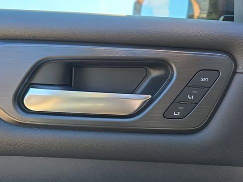 New 2026 Nissan Armada Platinum image 36