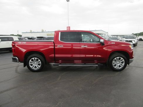 Certified 2022 Chevrolet Silverado 1500 LTZ AWD/4WD image 4