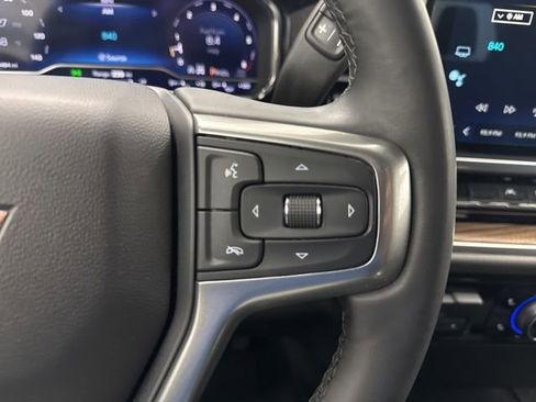 Used 2025 Chevrolet Silverado 1500 LT AWD/4WD image 13