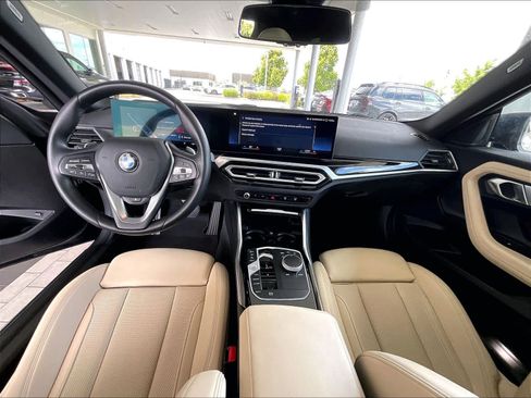 Used 2023 BMW 230i Coupe w/ Convenience Package RWD image 17