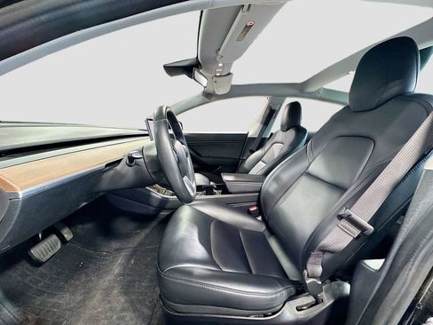Used 2018 Tesla Model 3 Long Range image 12
