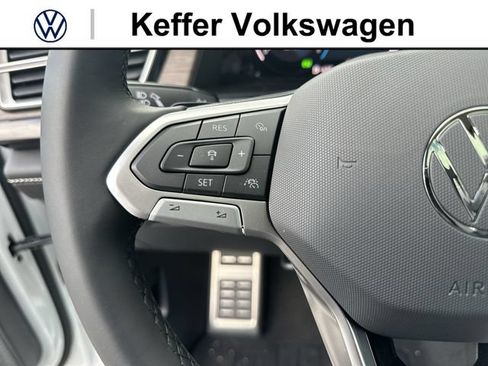 New 2026 Volkswagen Atlas SEL Premium R-Line AWD/4WD image 17