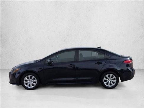 Used 2024 Toyota Corolla LE FWD image 8
