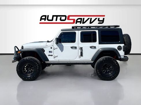 Used 2019 Jeep Wrangler Unlimited Sport S image 4