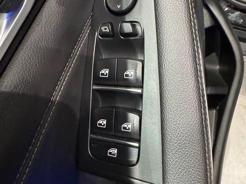 Used 2019 BMW X5 xDrive40i w/ Convenience Package AWD/4WD image 13