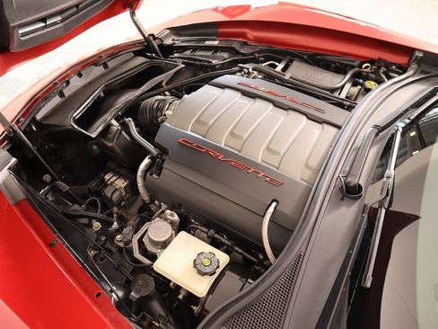 Used 2014 Chevrolet Corvette Stingray Coupe w/ 2LT Preferred Equipment Group image 17