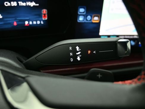 Certified 2024 Chevrolet Traverse RS w/ LPO, Floor Liner Package image 20