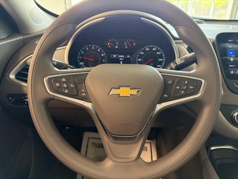 Used 2024 Chevrolet Malibu LT image 33