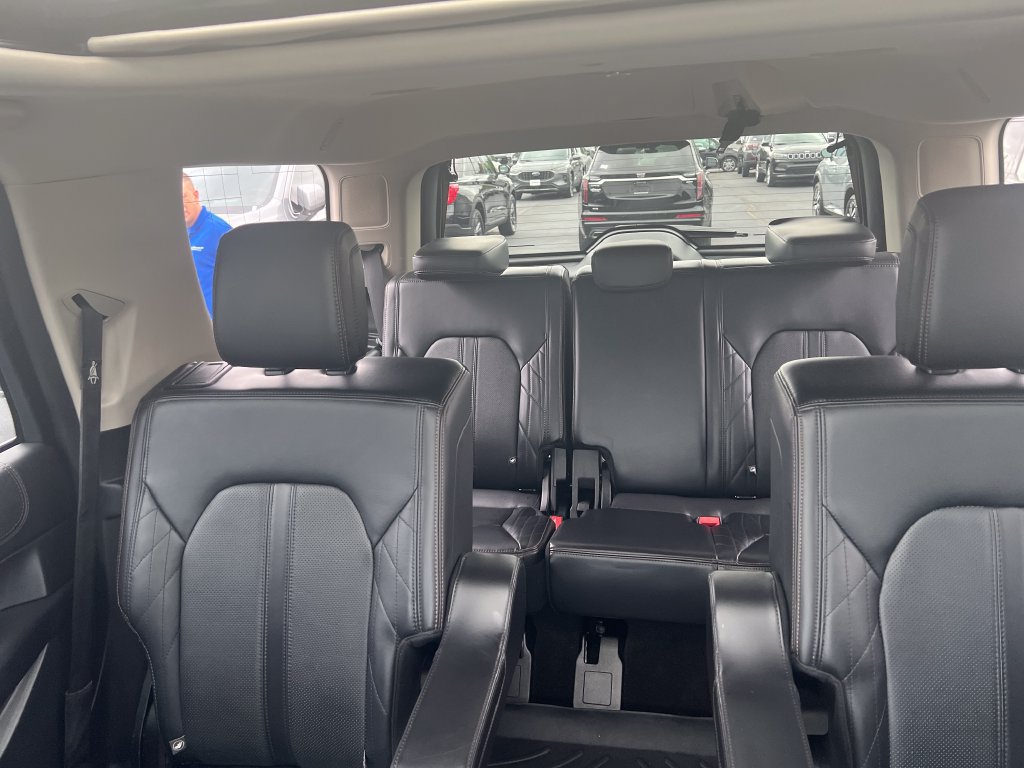 Used 2020 Ford Expedition Platinum AWD/4WD image 19