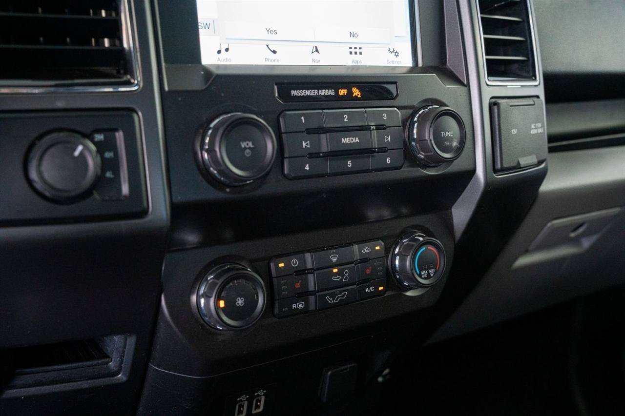 Used 2019 Ford F150 XLT w/ Equipment Group 302A Luxury AWD/4WD image 20
