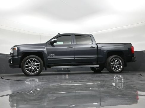 Used 2018 Chevrolet Silverado 1500 High Country AWD/4WD image 24