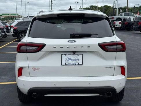Used 2024 Ford Escape ST-Line w/ Tech Pack #1 AWD/4WD image 4
