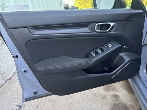 Used 2024 Honda Civic Sport image 6