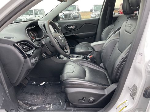 Certified 2023 Jeep Cherokee Altitude Lux image 11