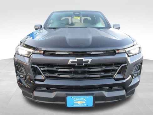 New 2026 Chevrolet Colorado LT w/ LT Convenience Package AWD/4WD image 9