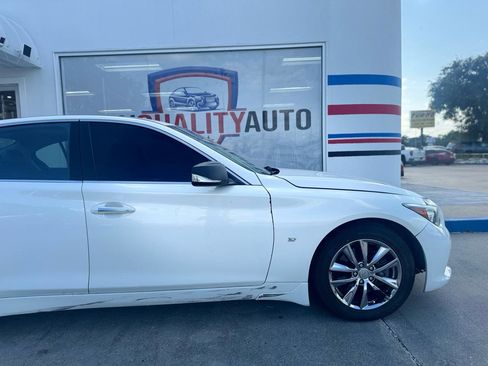 Used 2017 INFINITI Q50 3.0t Premium w/ 3.0T Premium Plus Package RWD image 24