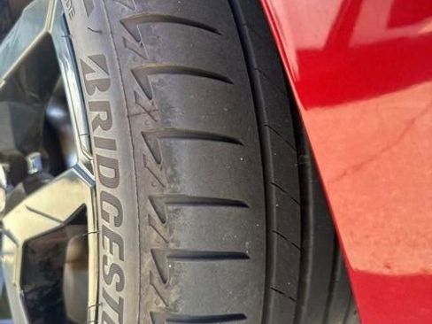 Used 2025 BMW 330i Sedan w/ M Sport Package image 15