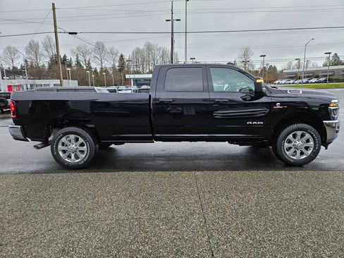 New 2026 RAM 2500 Big Horn AWD/4WD image 6