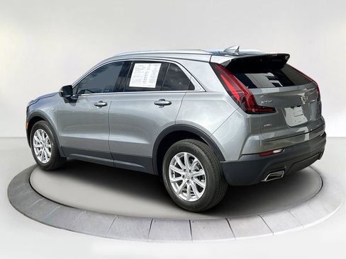 Certified 2023 Cadillac XT4 Luxury w/ Cold Weather Package image 3