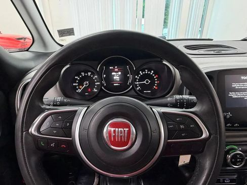 Used 2018 FIAT 500L Lounge FWD image 24