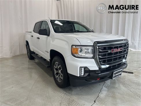 Used 2022 GMC Canyon AT4 image 26
