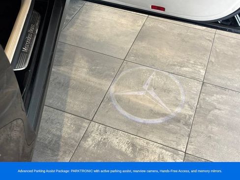Certified 2018 Mercedes-Benz GLC 300 image 37