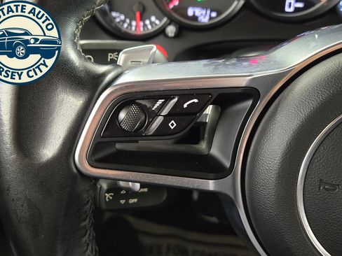 Used 2018 Porsche Cayenne Platinum Edition AWD/4WD image 12
