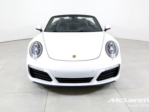 Used 2017 Porsche 911 Carrera RWD image 5