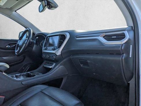 Used 2023 GMC Acadia SLT image 22