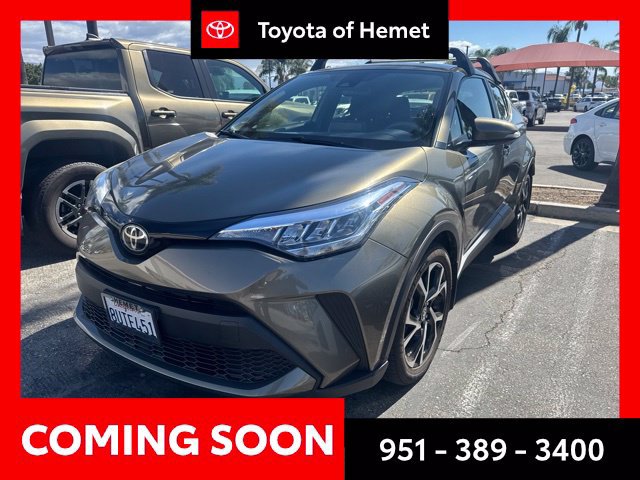 Used 2021 Toyota C-HR XLE FWD image 1