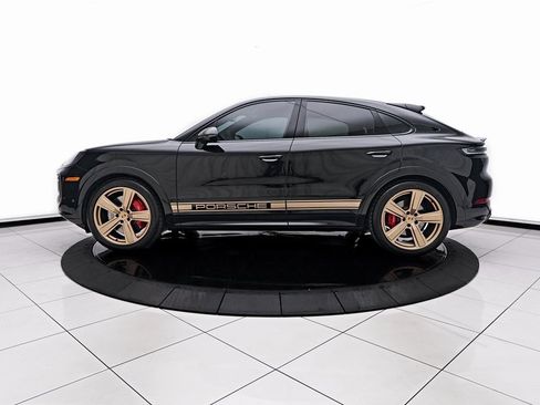 Used 2025 Porsche Cayenne GTS image 10